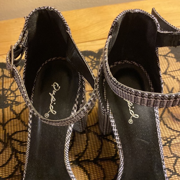 Qupid plaid Block Heels - Picture 2 of 6